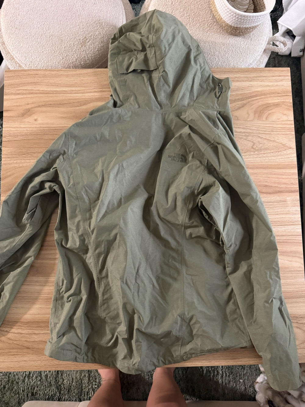 The North Face Olive Utility Shell Jacket - Picture 4 of 4